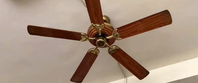 how much electricity does ceiling fan use per hour